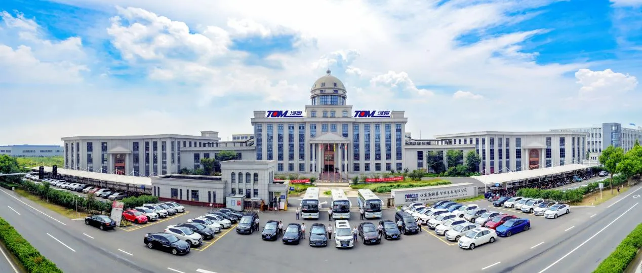 ODM Αυτοματοποιημένη μηχανή πλήρωσης μπουκαλιών υγρού με πολλαπλές κεφαλές 12